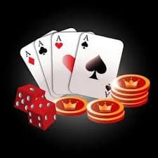 Pengguna menggunakan smartphone untuk akses game online di pakdetoto
